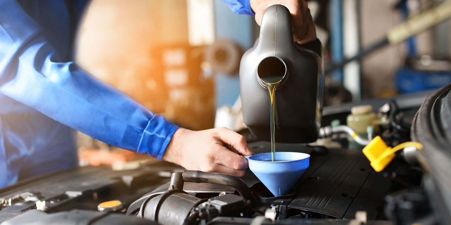 Thay dầu động cơ mốc 5000km